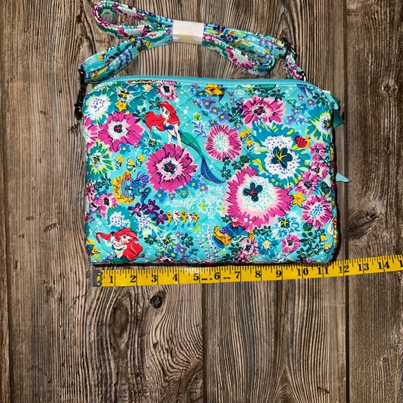 💜 SOLD 💜 NWT Vera Bradley x Little Mermaid Crossbody Bag - Picture 8 of 9